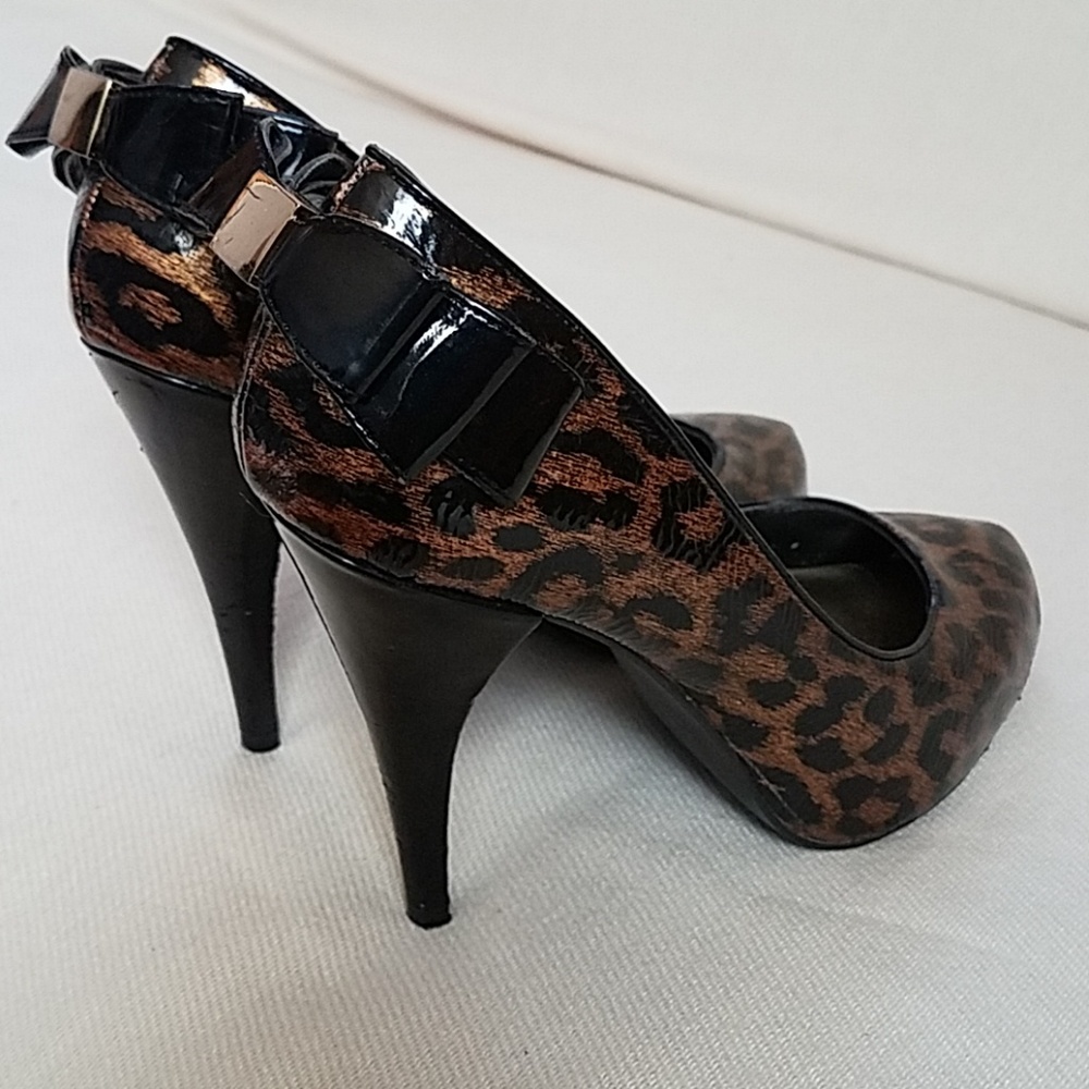 HP!💕Steve madden leopard print Heels w/Bow - Picture 4 of 8
